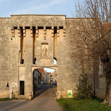 Portes de ville de Flavigny-sur-Ozerain