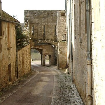 Portes de ville de Flavigny-sur-Ozerain