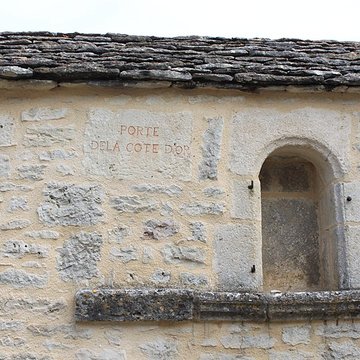 Portes de ville de Flavigny-sur-Ozerain