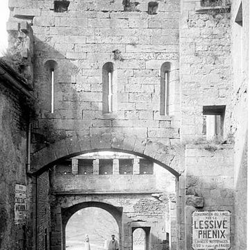 Portes de ville de Flavigny-sur-Ozerain