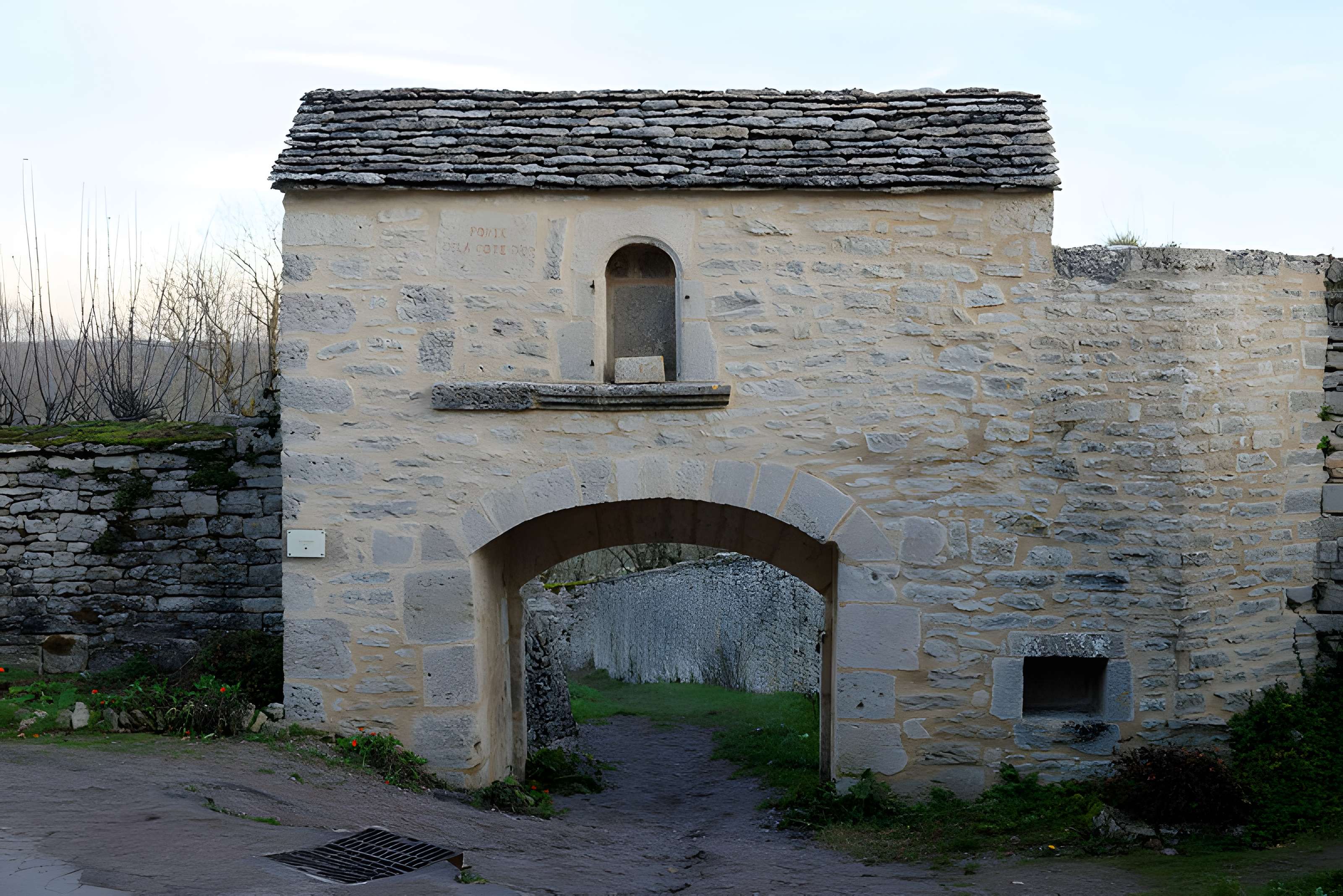 Portes de ville de Flavigny-sur-Ozerain
