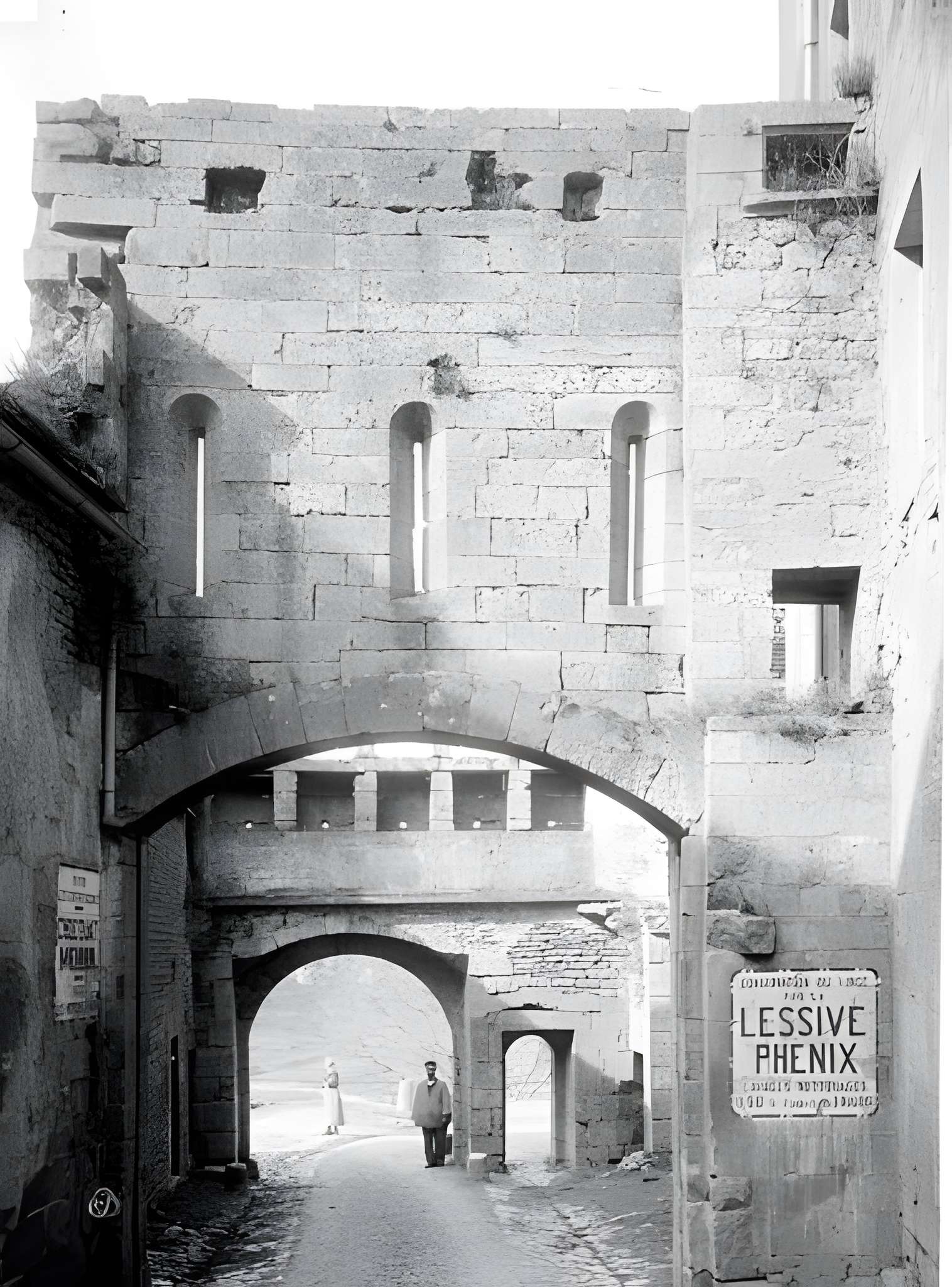 Portes de ville de Flavigny-sur-Ozerain