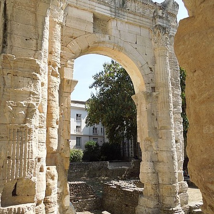 Photo de Portique romain du Forum de Vienne