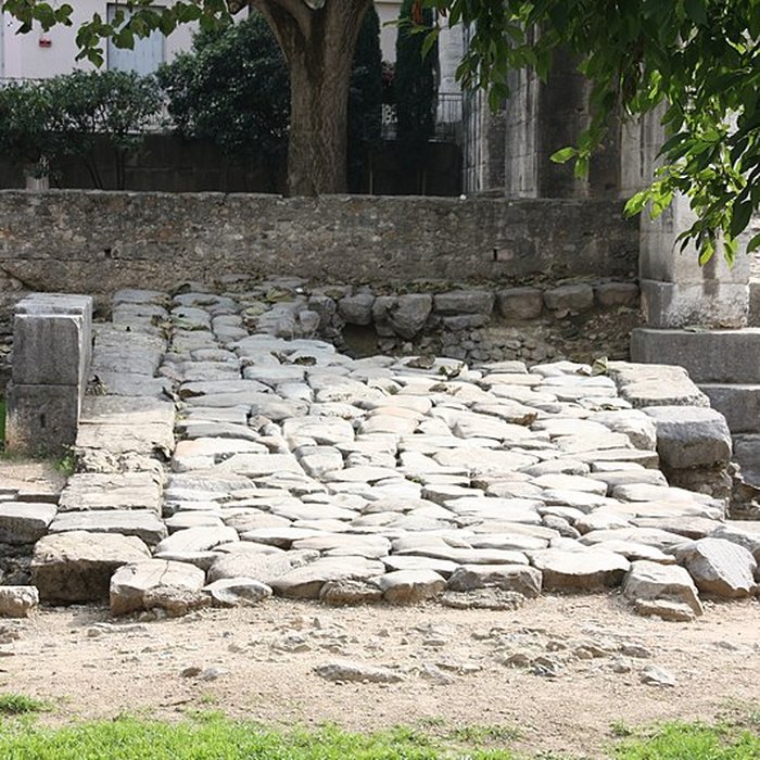 Photo de Portique romain du Forum de Vienne