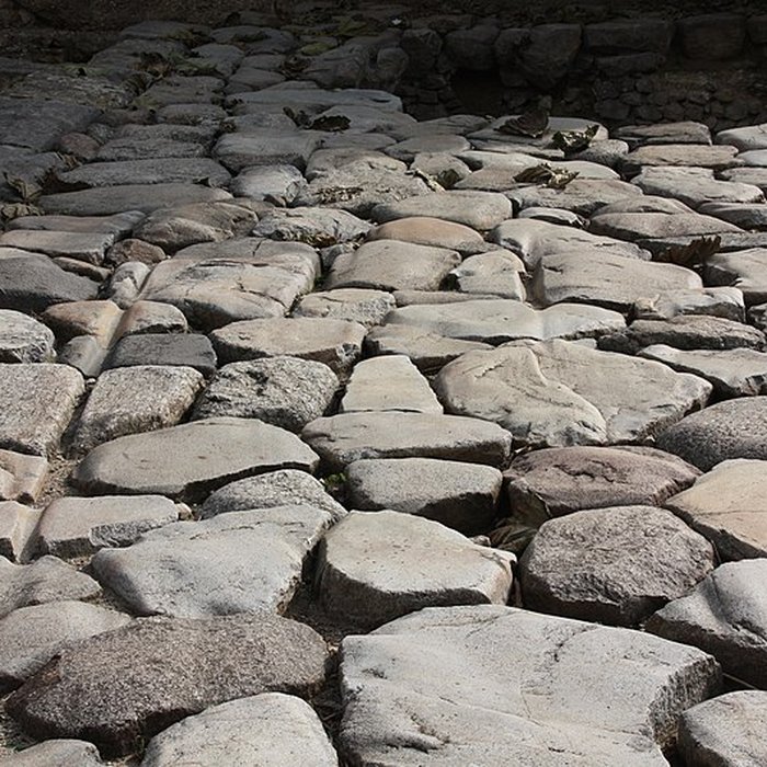 Photo de Portique romain du Forum de Vienne