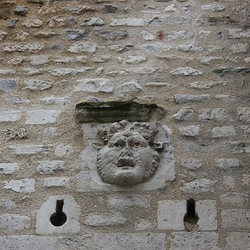 Portique romain du Forum de Vienne