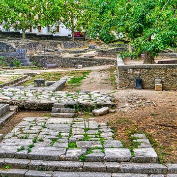 Portique romain du Forum de Vienne
