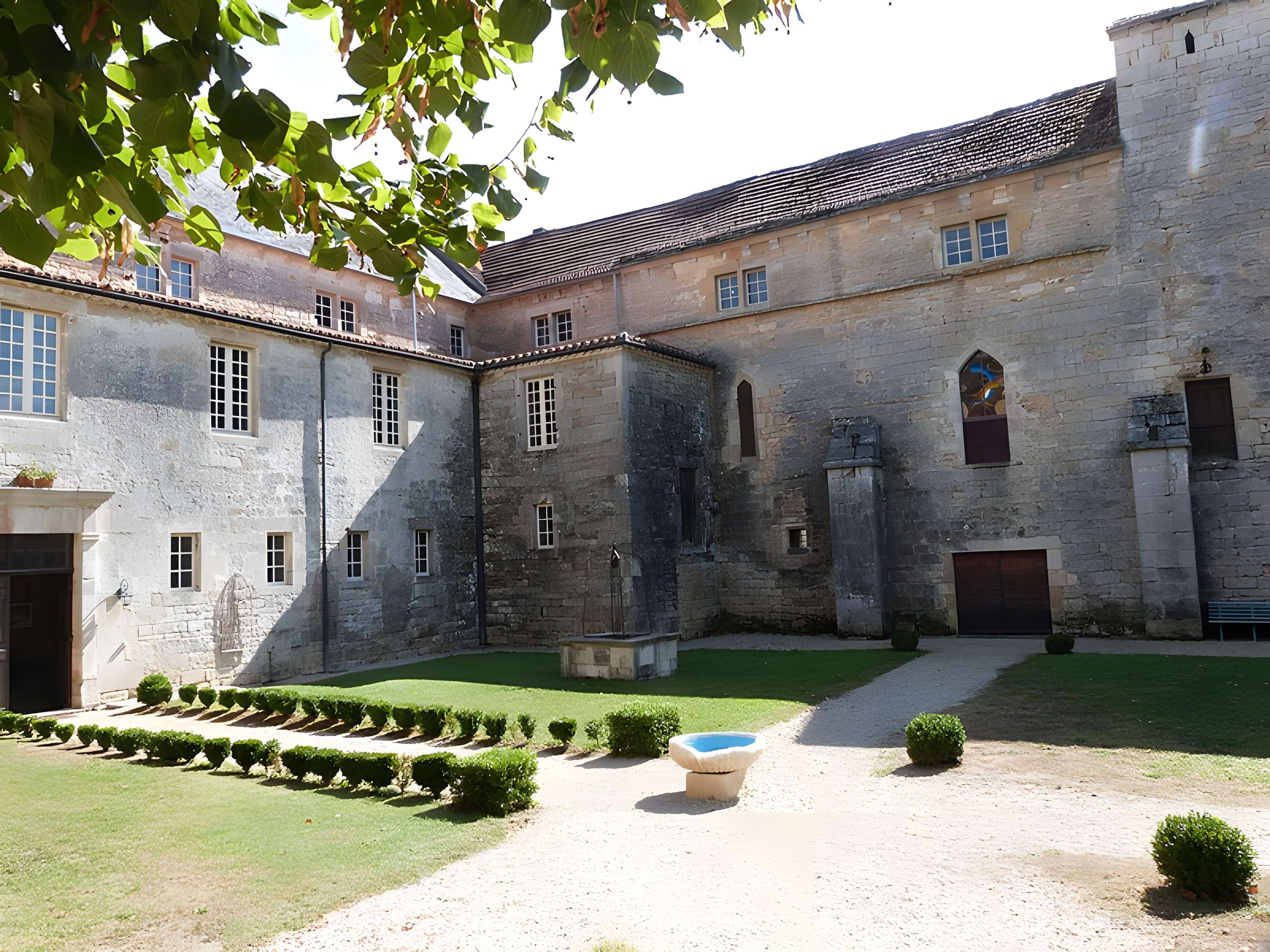 Prieuré de Laramière