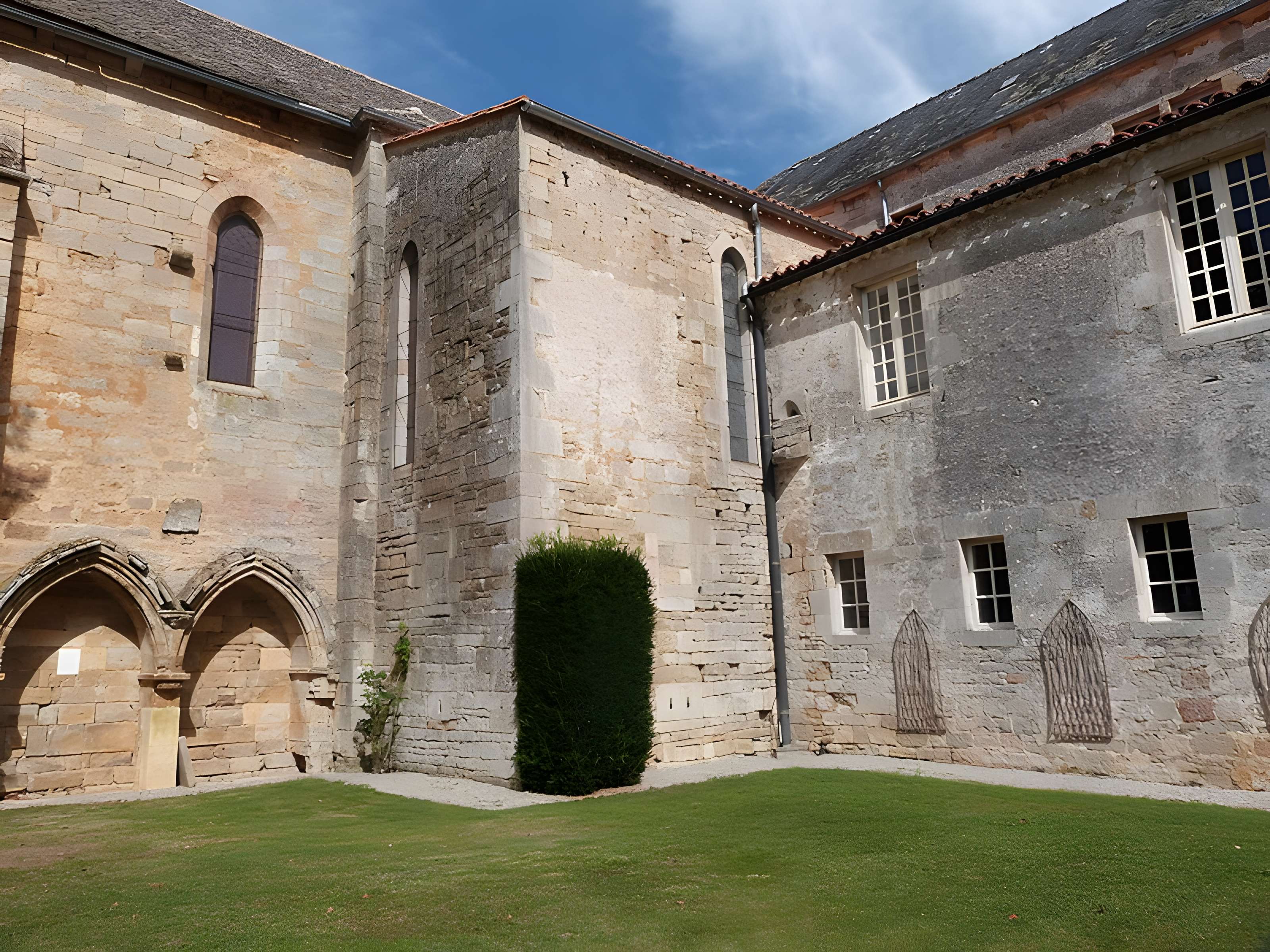 Prieuré de Laramière