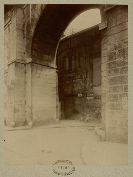 Regard Louis-XIII à Rungis