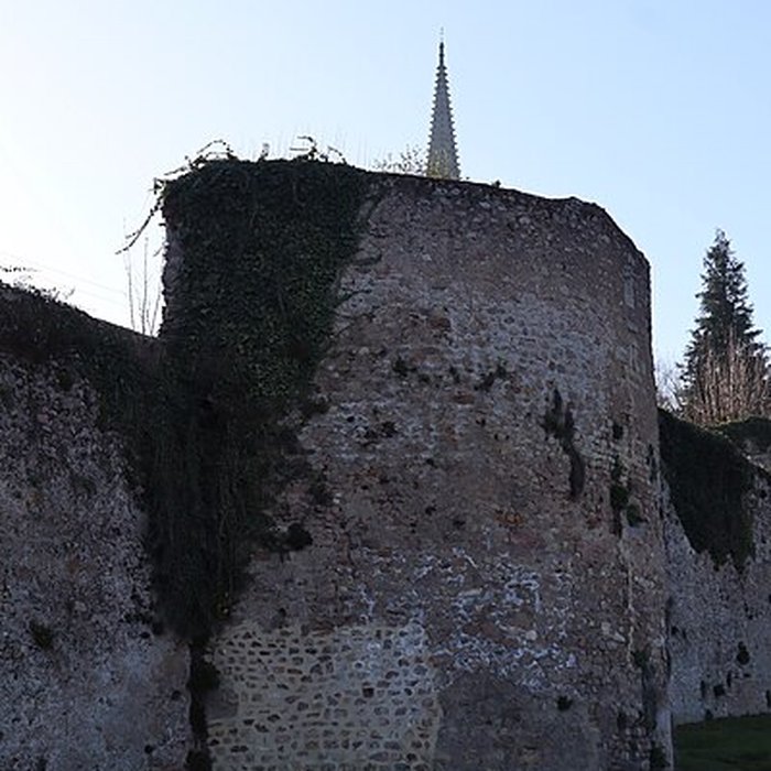 Photo de Remparts romains dAutun