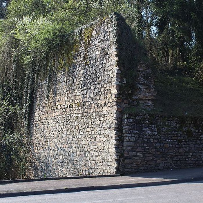 Photo de Remparts romains dAutun