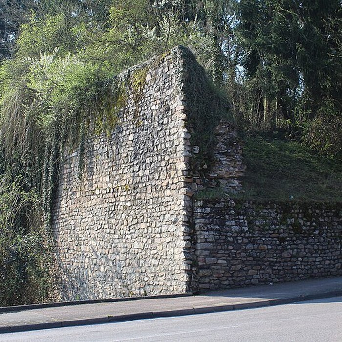 Photo de Remparts romains dAutun