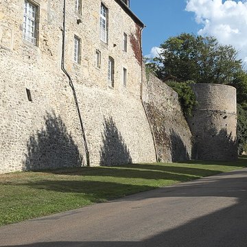 Remparts romains dAutun