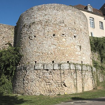 Remparts romains dAutun