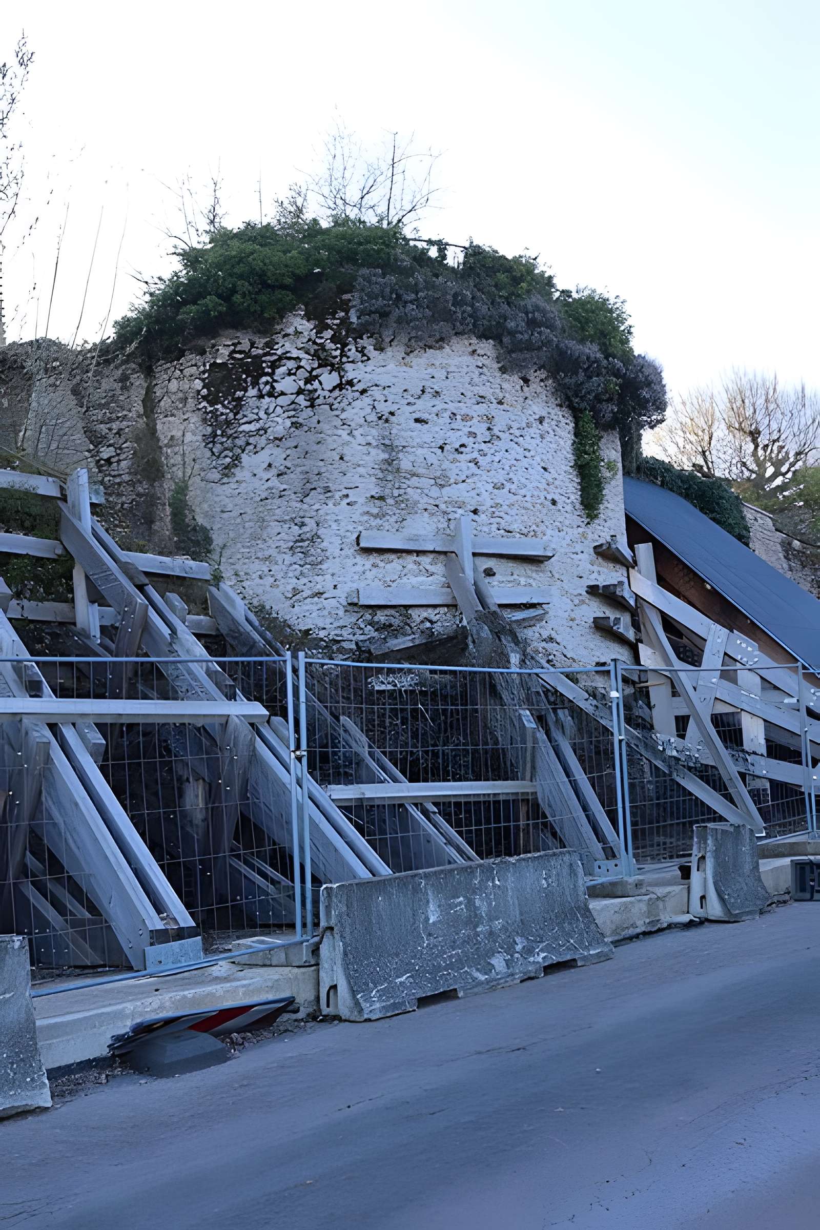 Remparts romains d'Autun