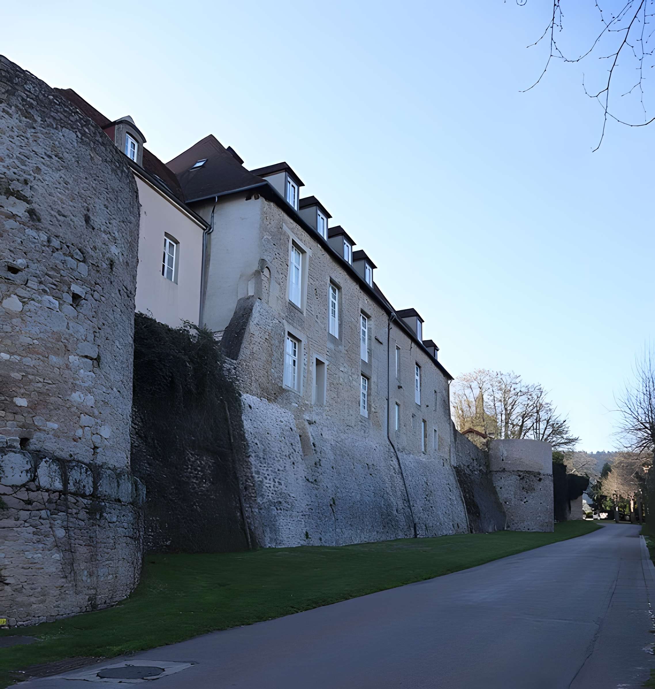 Remparts romains d'Autun