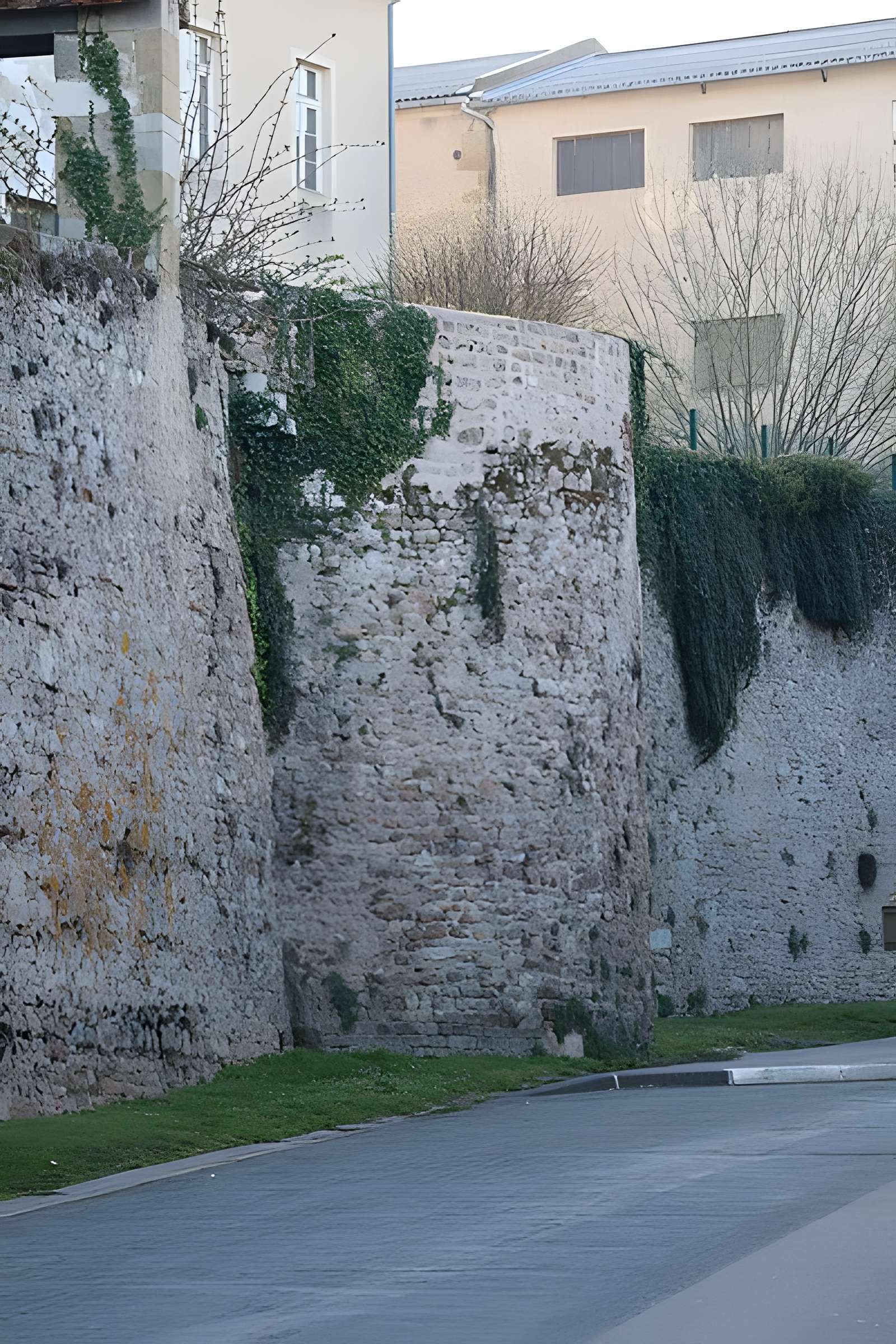Remparts romains d'Autun