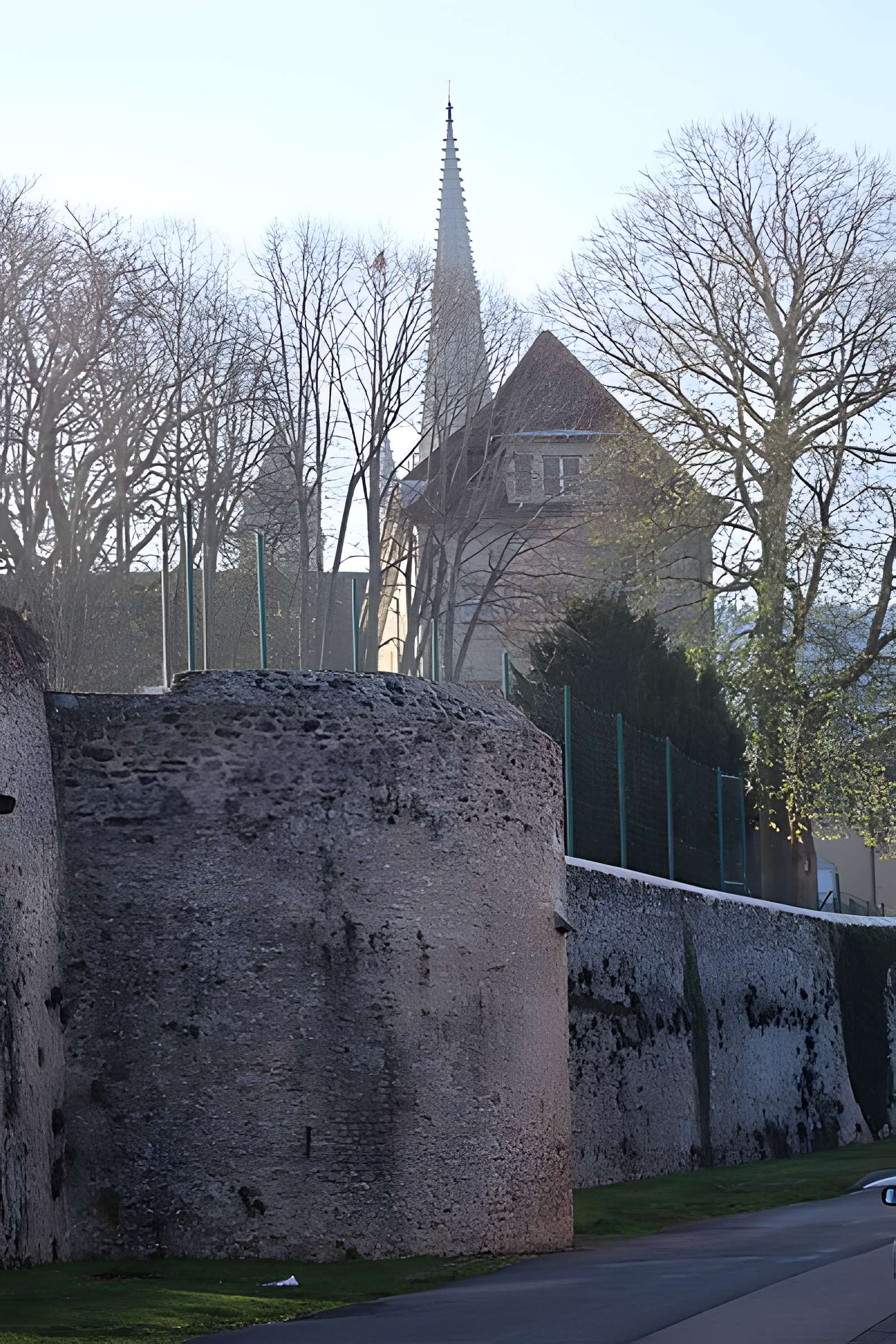 Remparts romains d'Autun