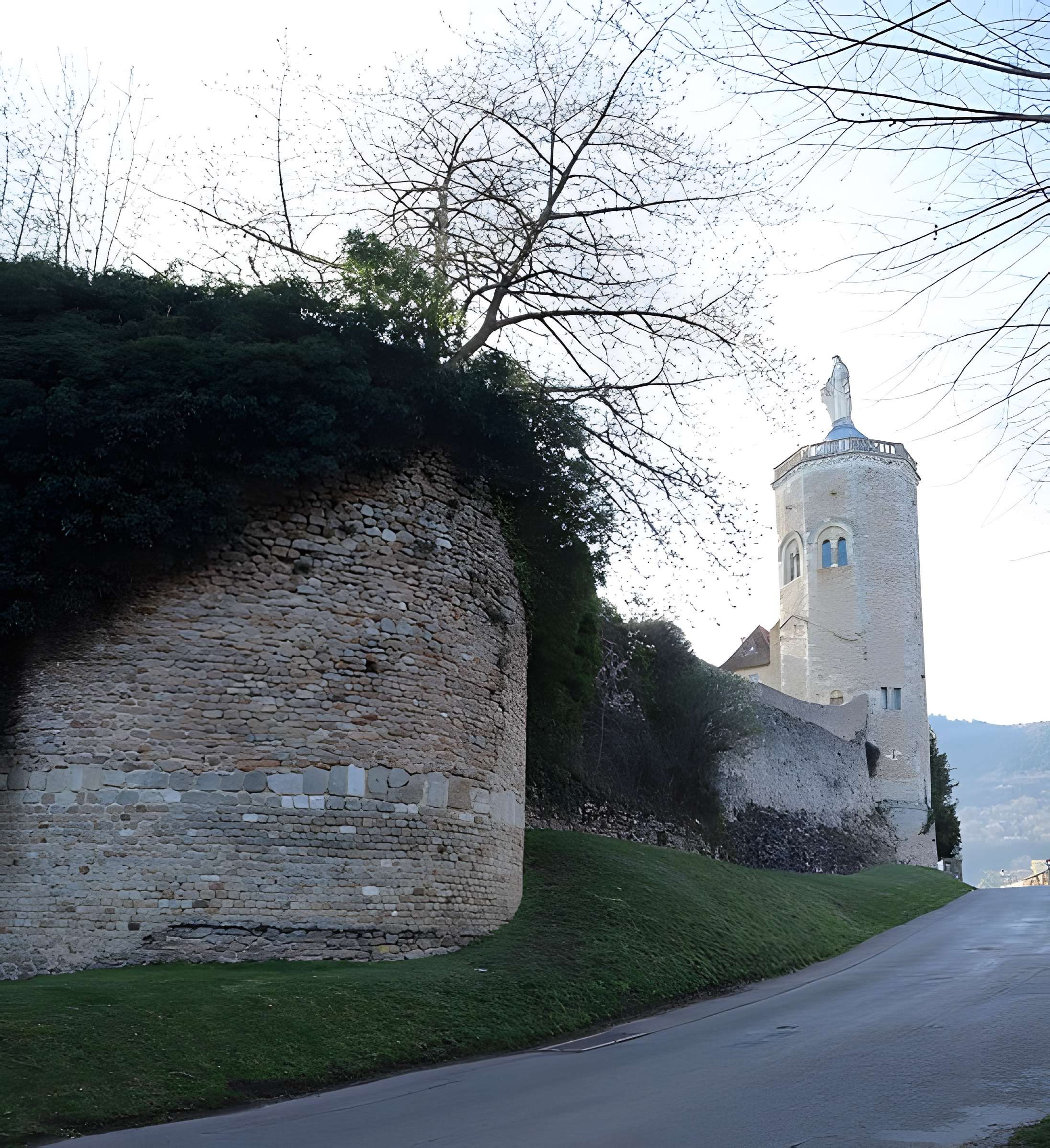 Remparts romains d'Autun
