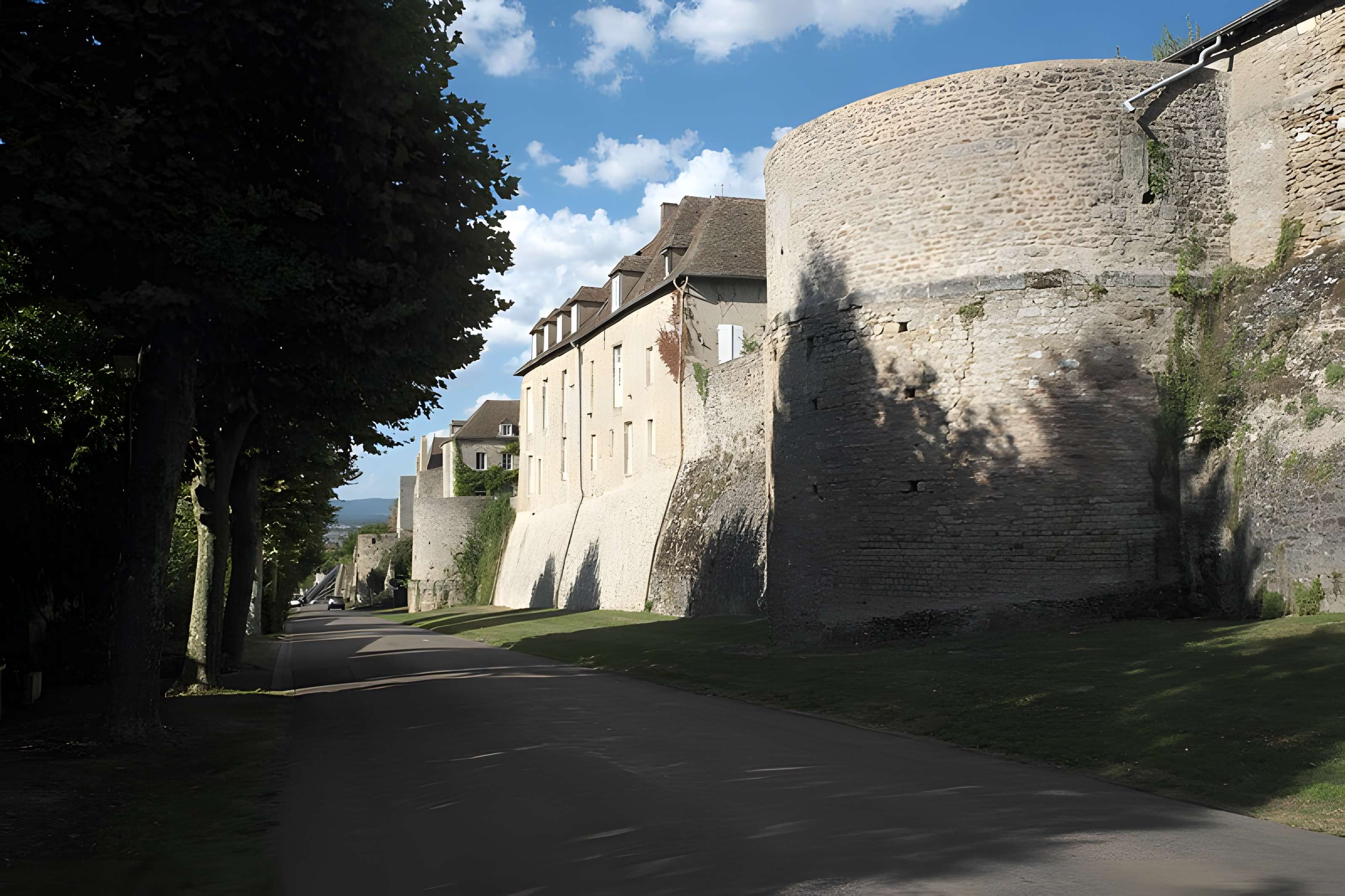Remparts romains d'Autun