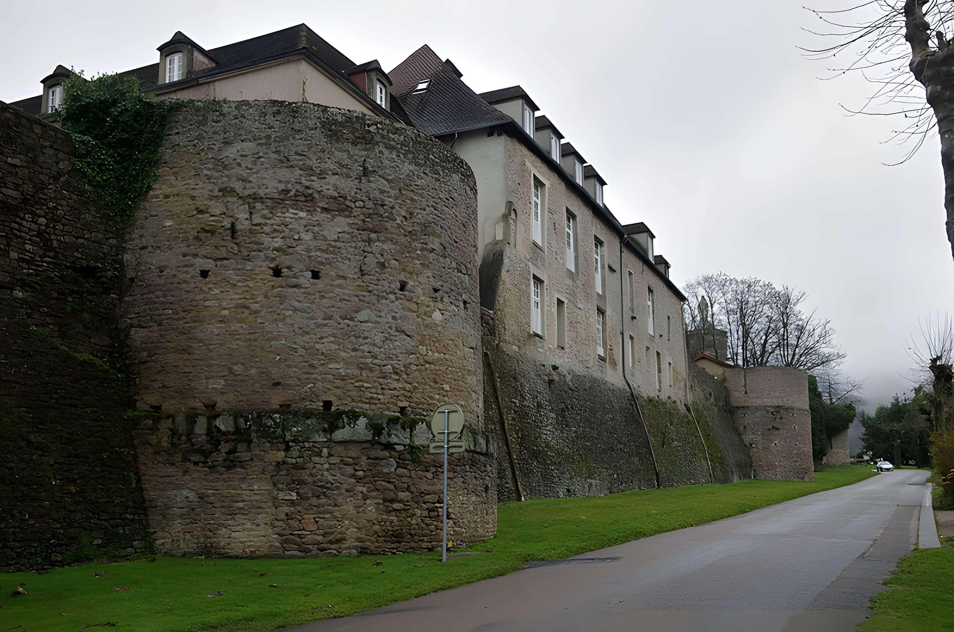 Remparts romains d'Autun