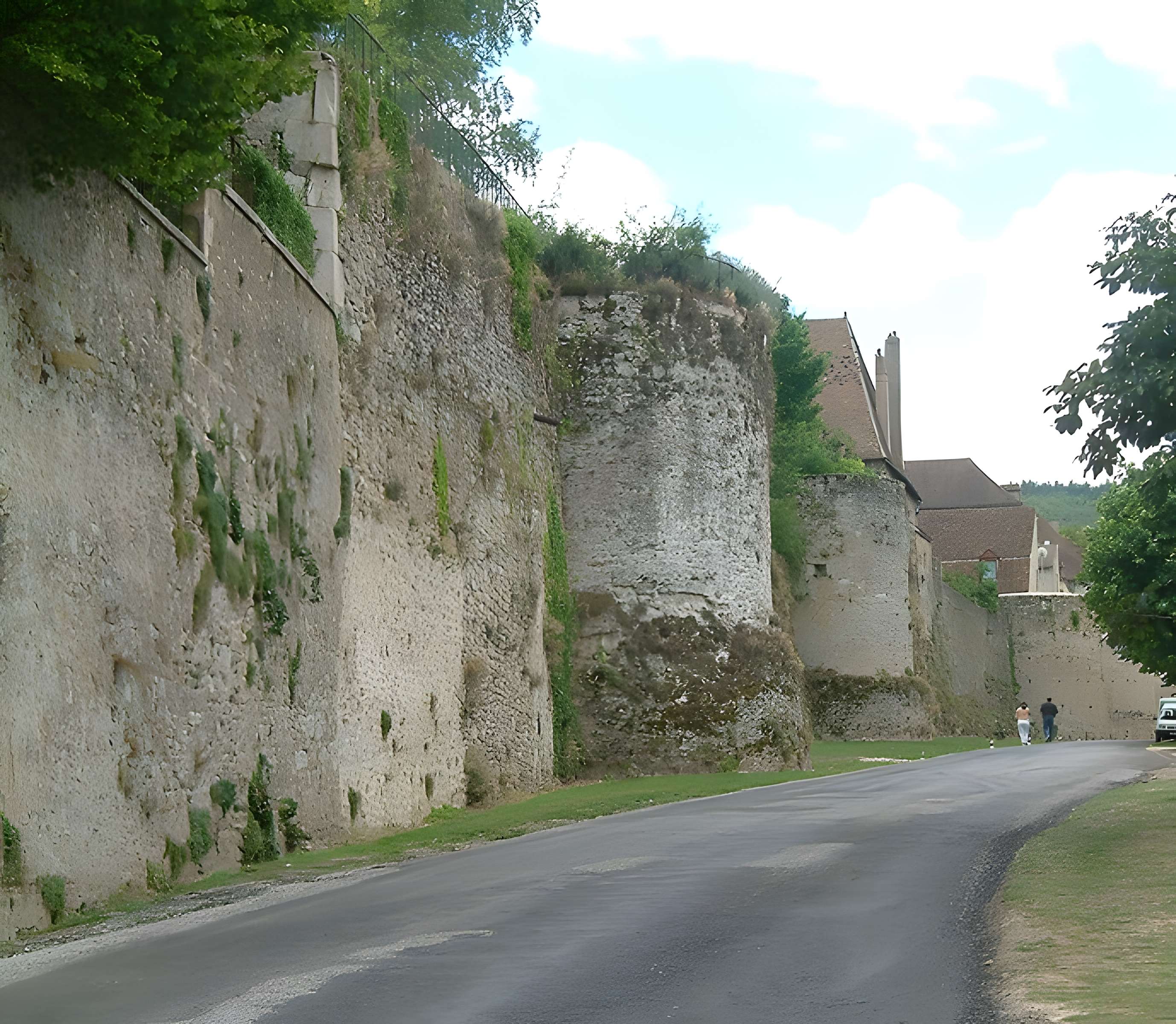 Remparts romains d'Autun