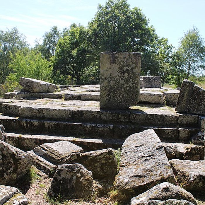 Photo de Ruines gallo-romaines des Cars à Saint-Merd-les-Oussines