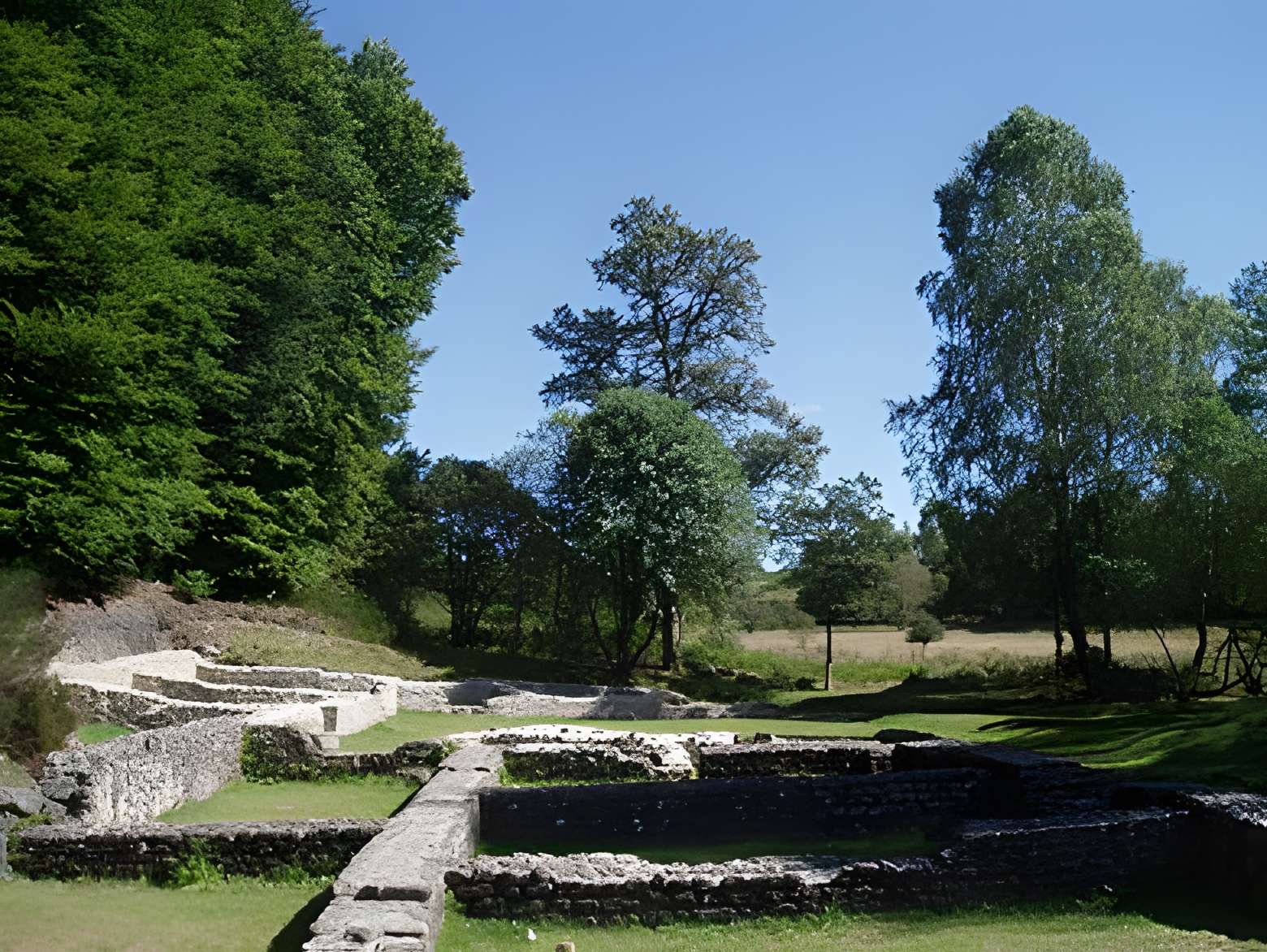 Ruines gallo-romaines des Cars à Saint-Merd-les-Oussines 