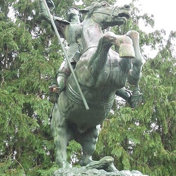 Statue de Jeanne dArc à Montebourg