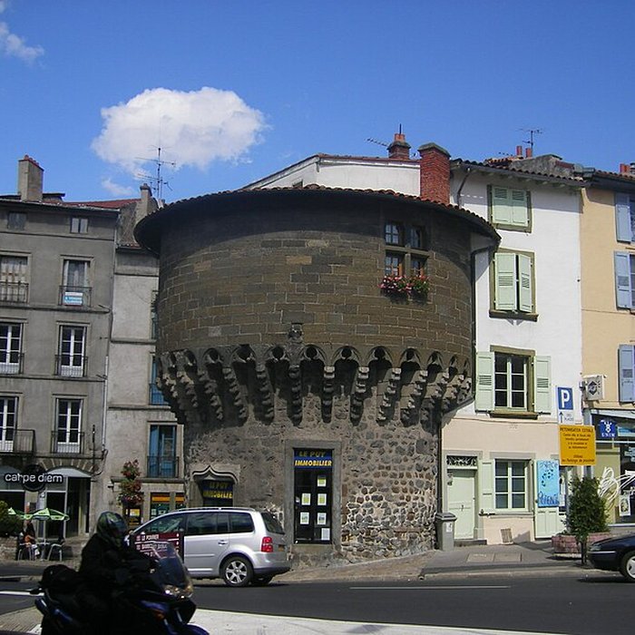 Photo de Statue de Lafayette, située près de la tour Pannessac