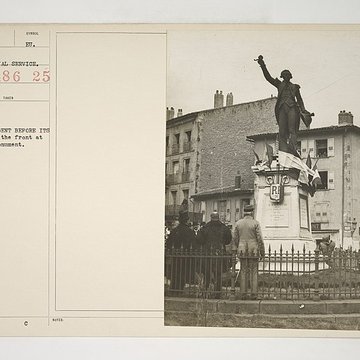 Statue de Lafayette, située près de la tour Pannessac