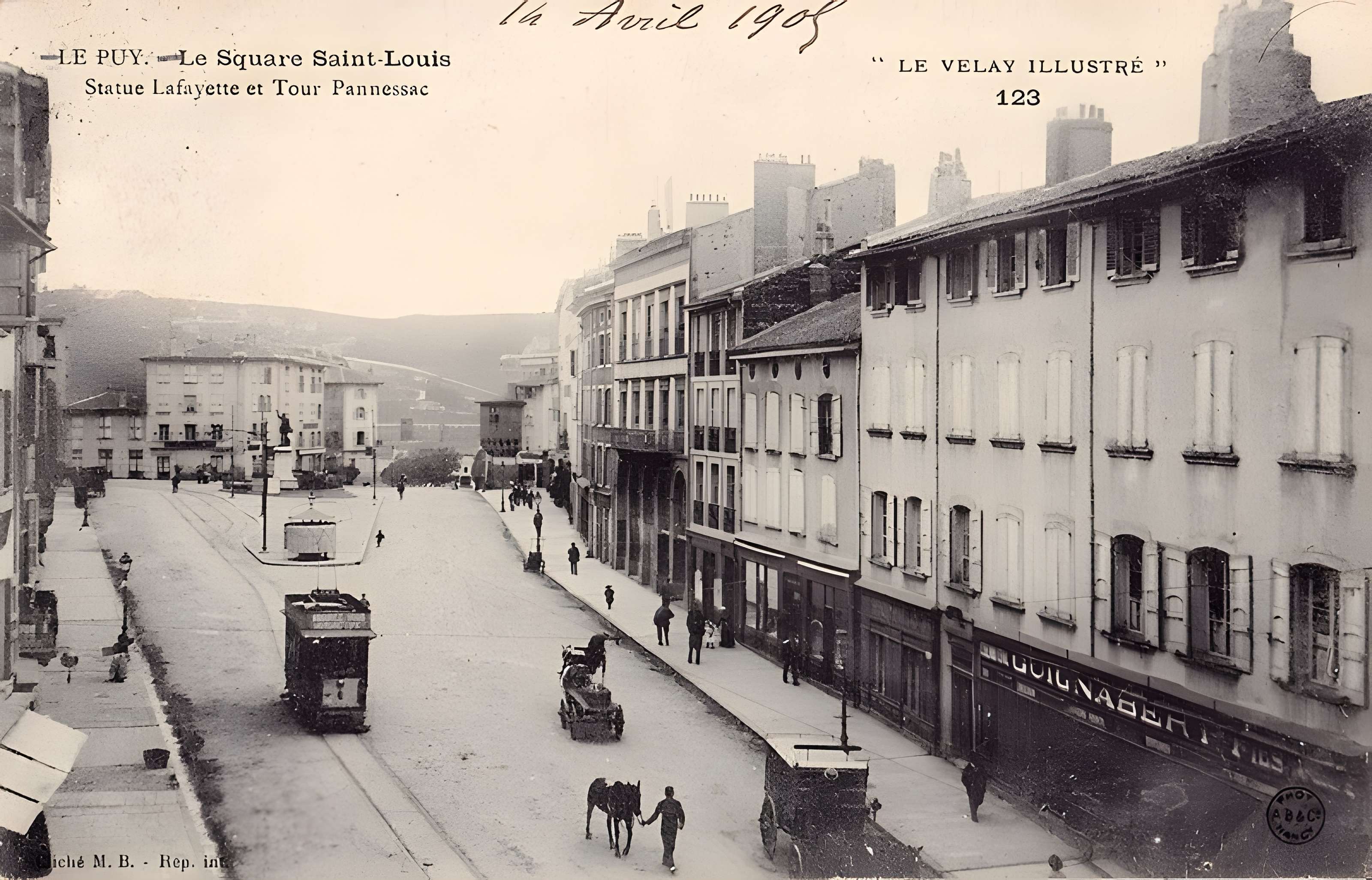 Statue de Lafayette, située près de la tour Pannessac