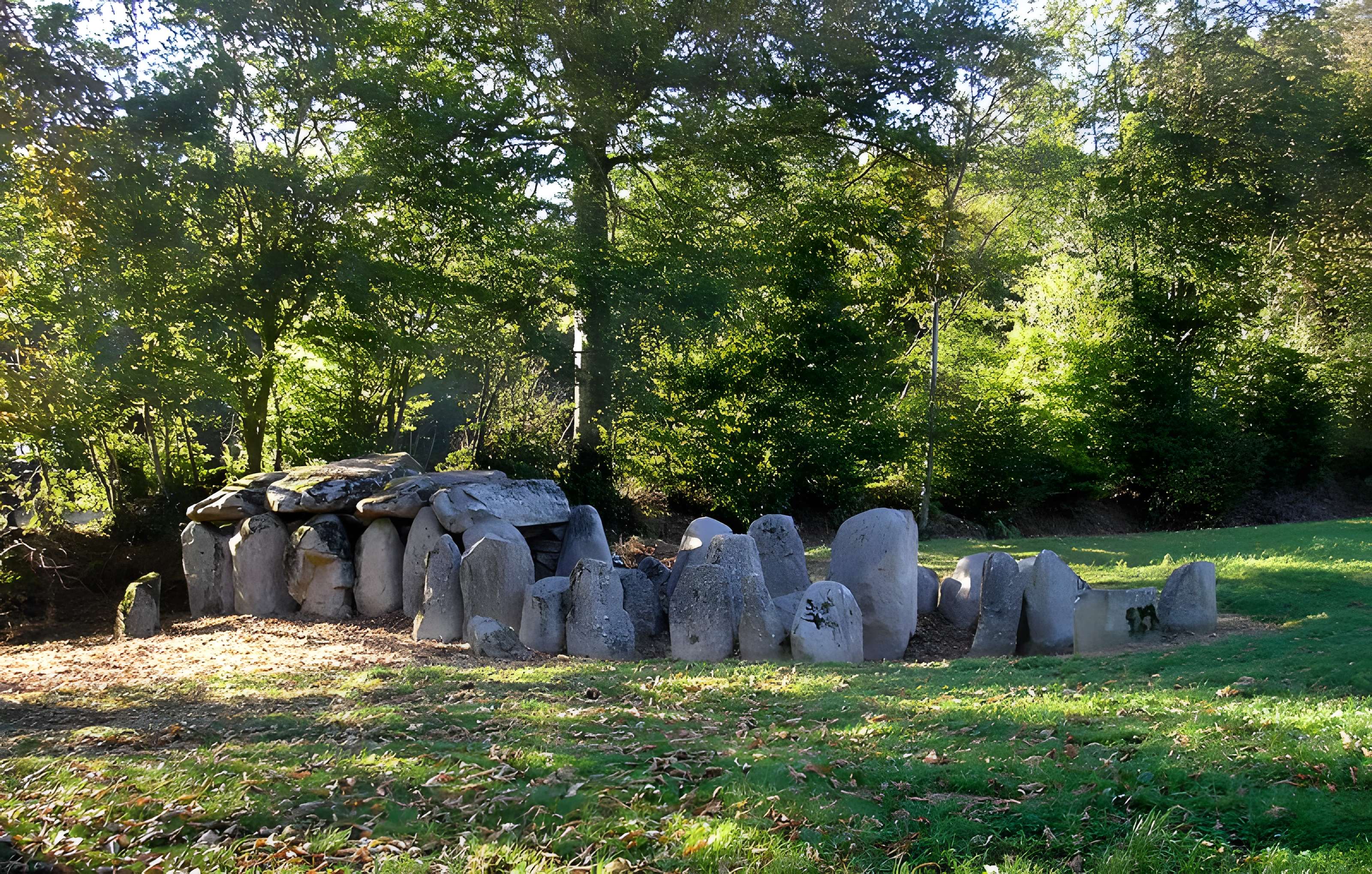 Table au Diable de Passais-la-Conception