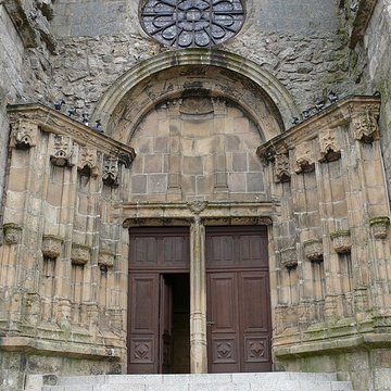 Collégiale Saint-Bonnet de Saint-Bonnet-le-Château