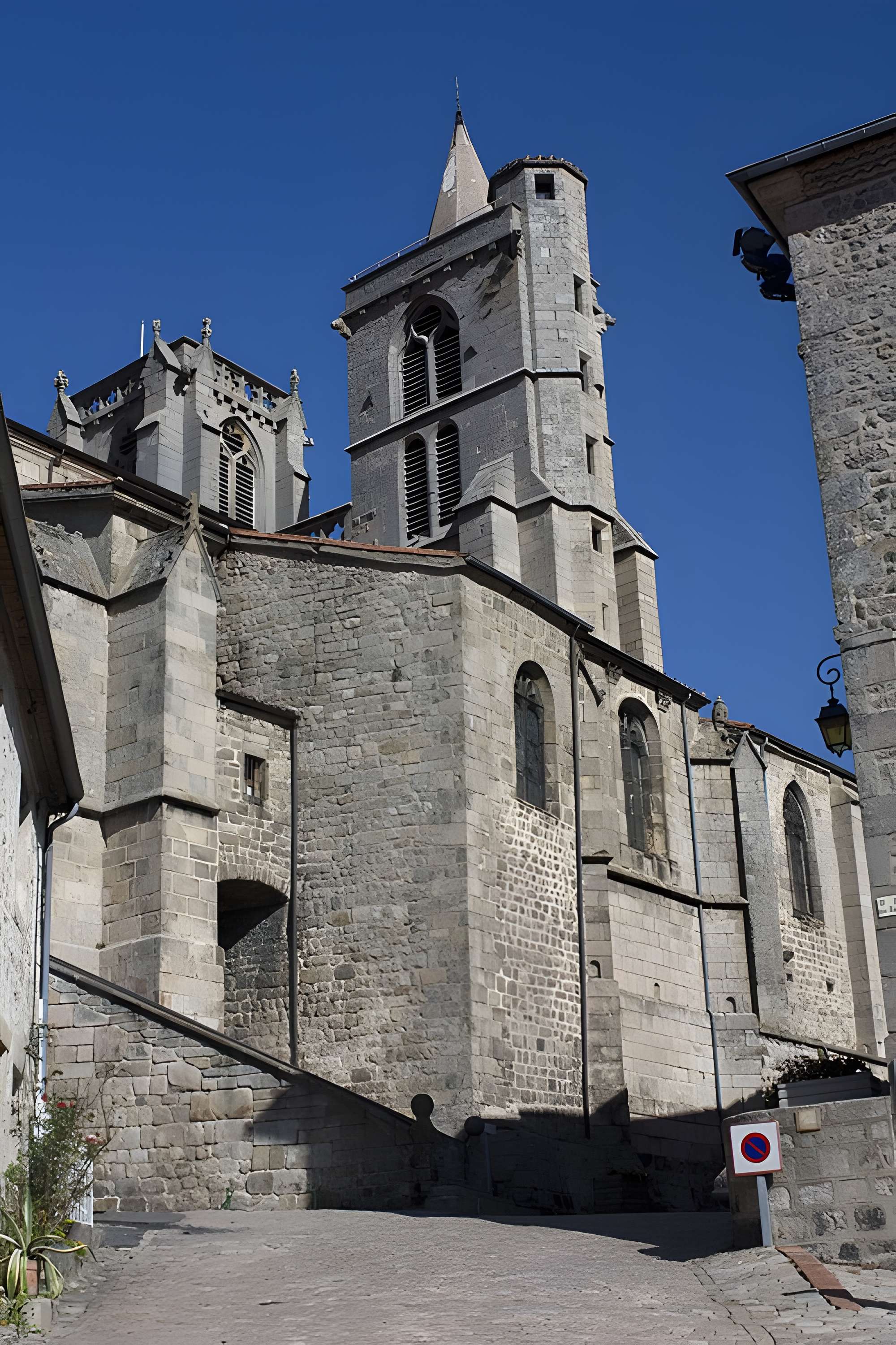 Collégiale Saint-Bonnet de Saint-Bonnet-le-Château