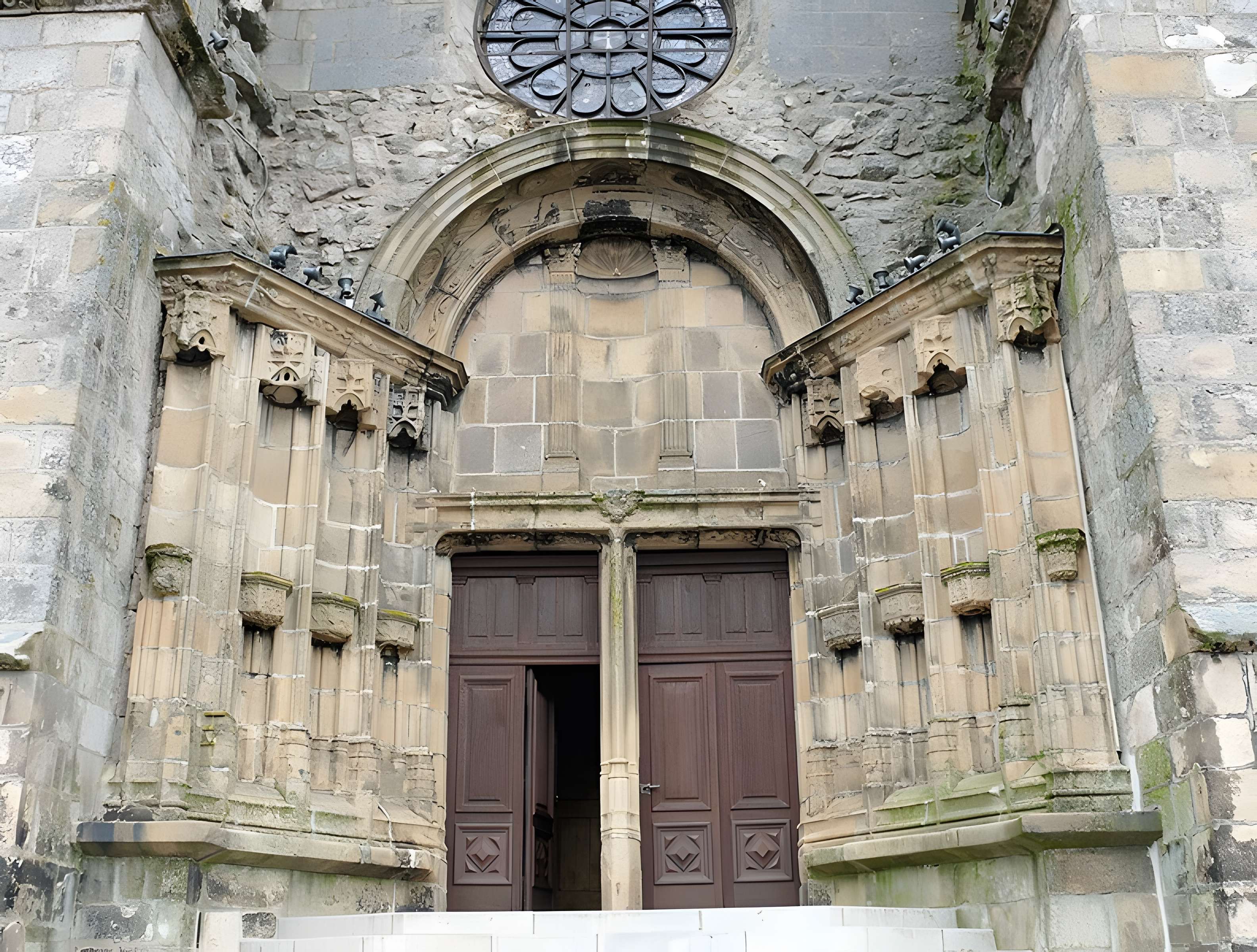 Collégiale Saint-Bonnet de Saint-Bonnet-le-Château