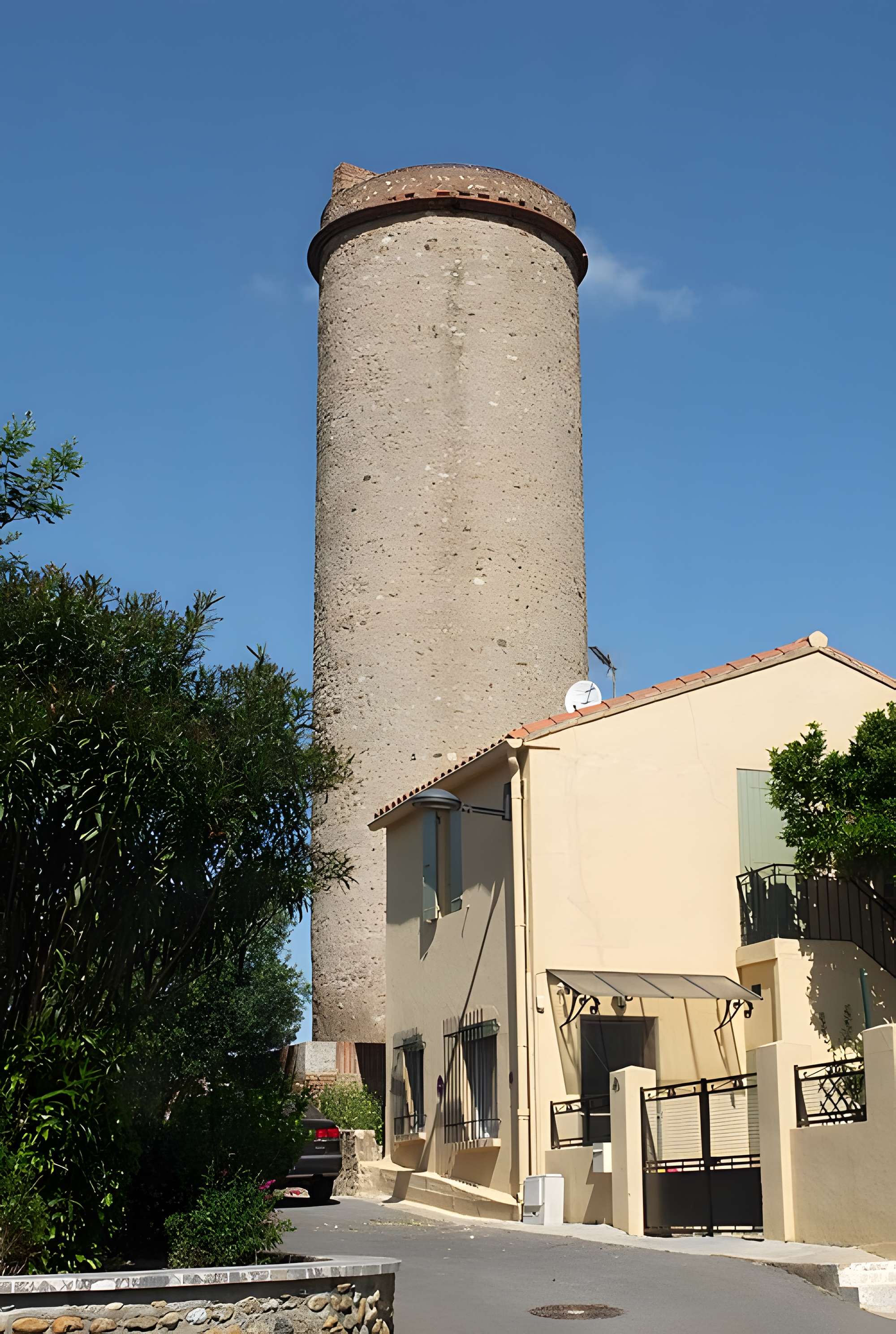 Tour de Château-Roussillon à Perpignan