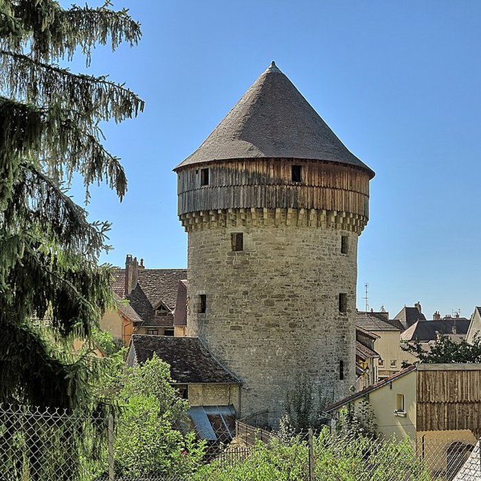 Photo de Tour de la Sergenterie de Poligny