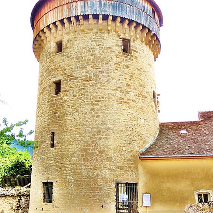 Photo de Tour de la Sergenterie de Poligny