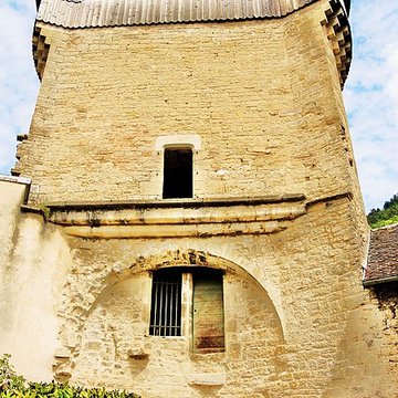 Tour de la Sergenterie de Poligny