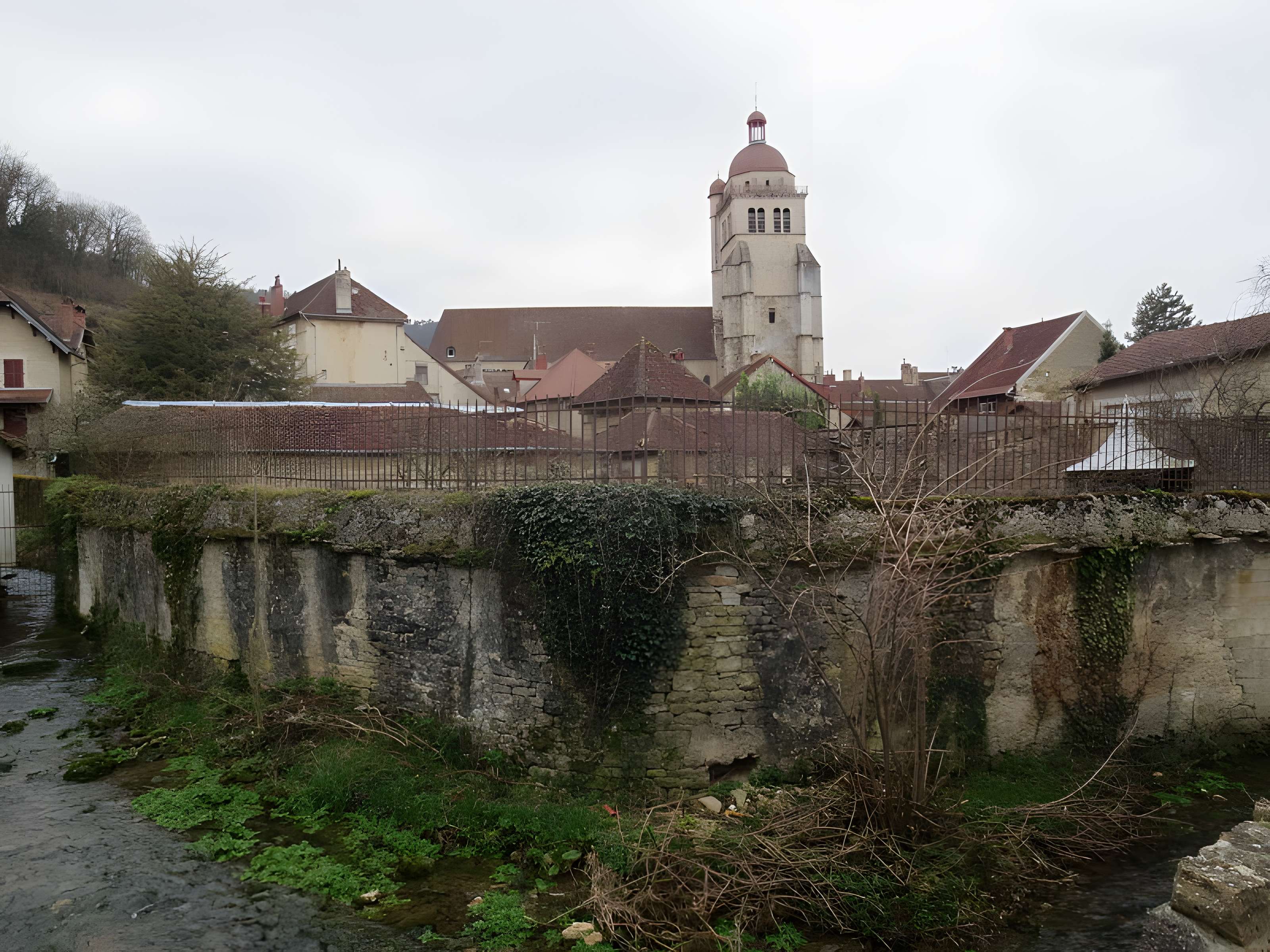 Tour de la Sergenterie de Poligny