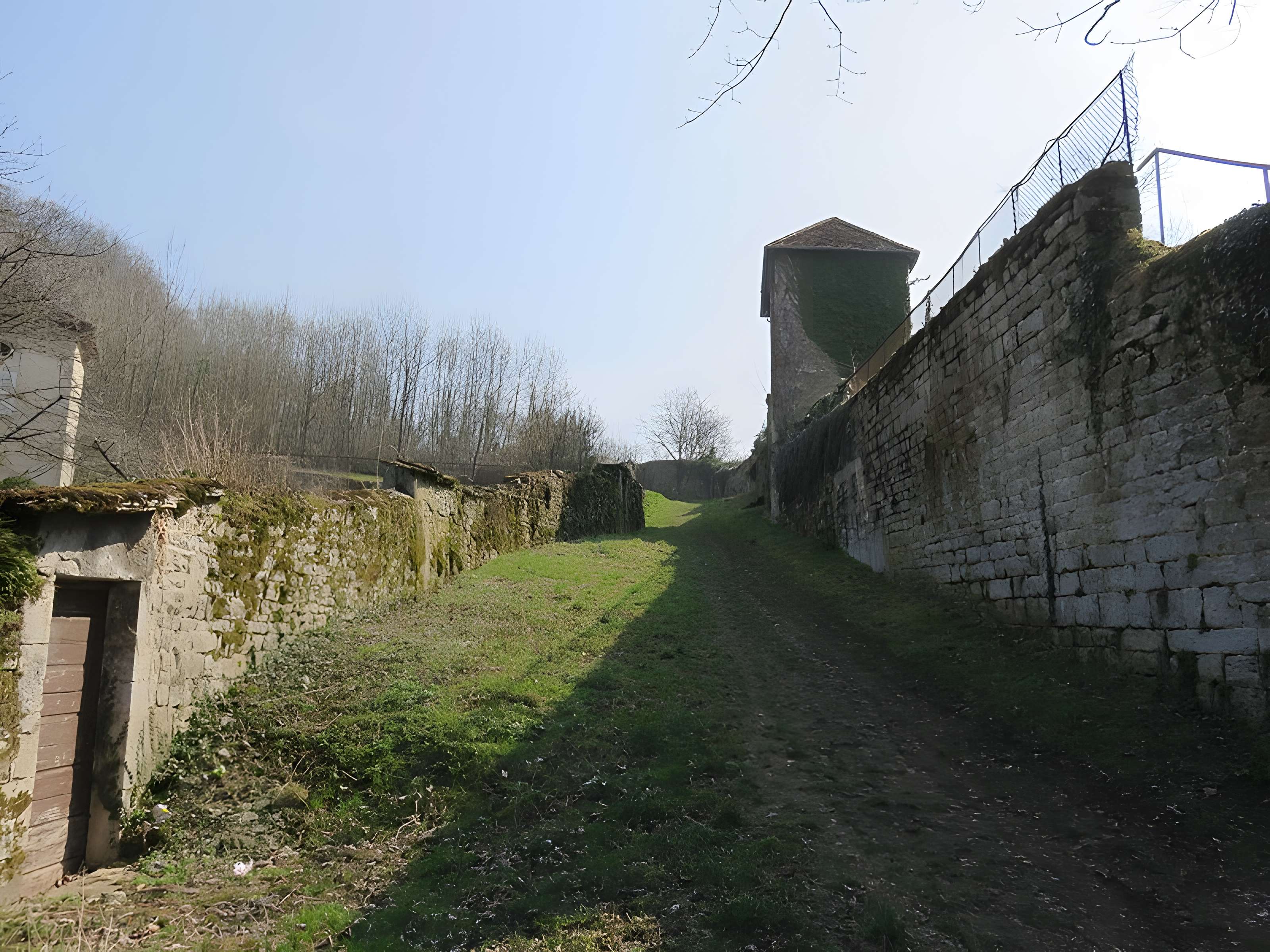 Tour de la Sergenterie de Poligny