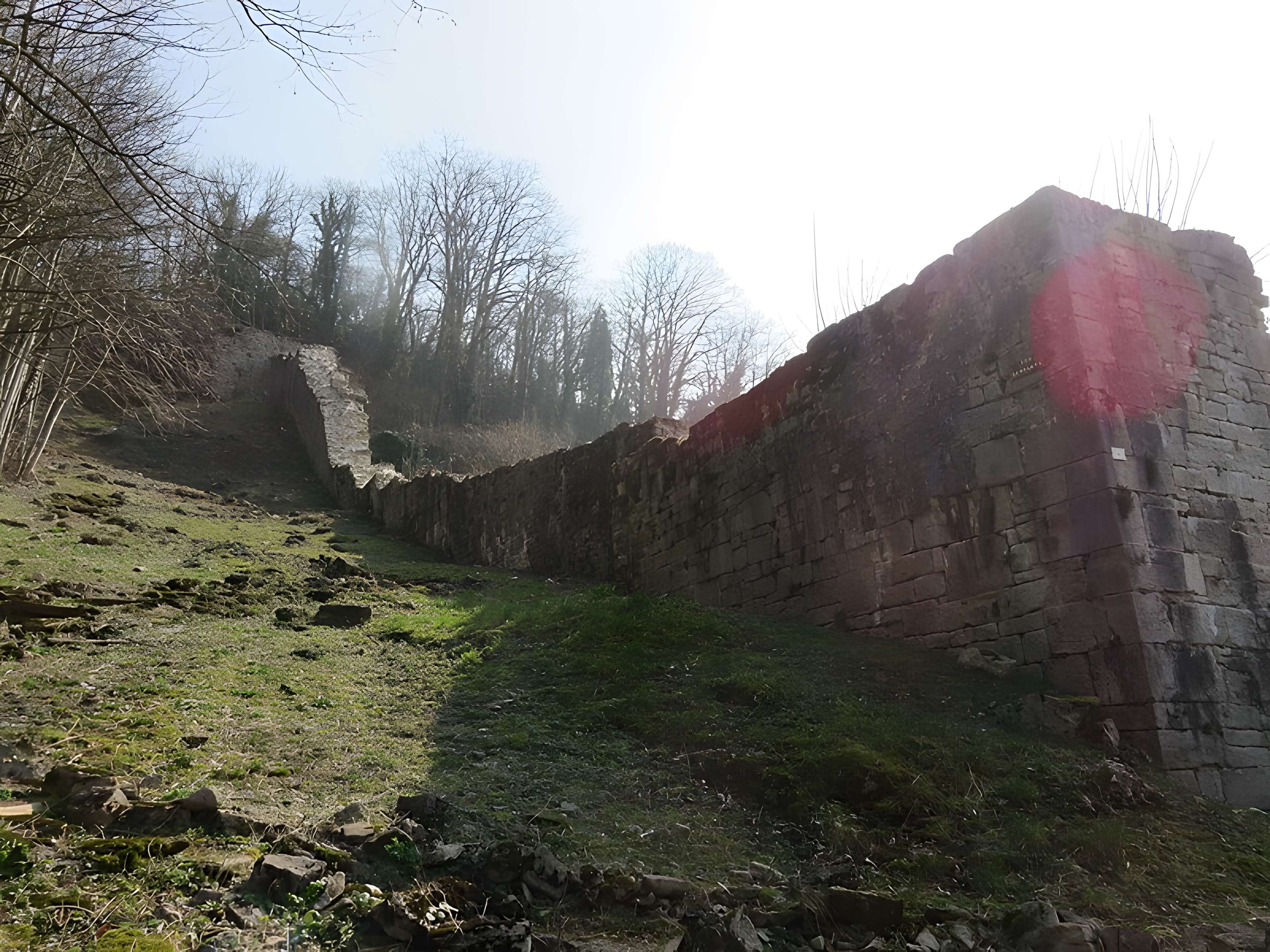 Tour de la Sergenterie de Poligny
