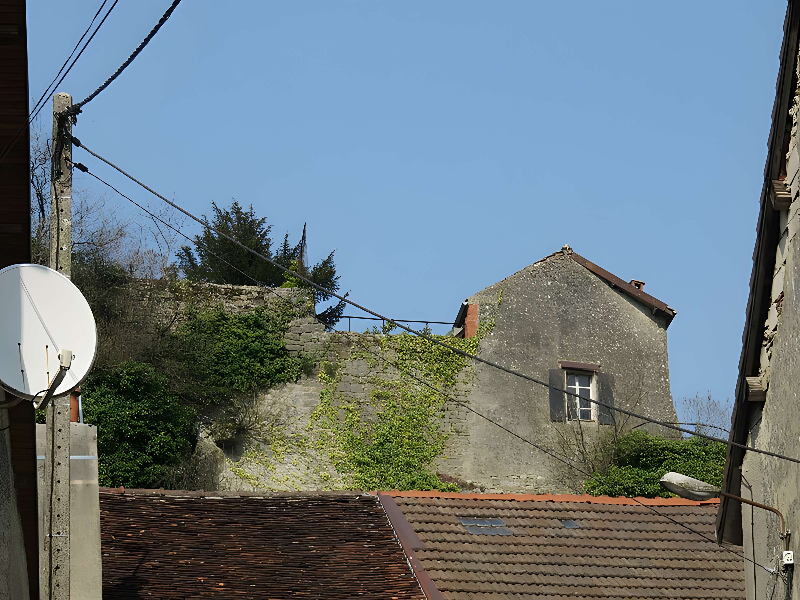 Tour de la Sergenterie de Poligny