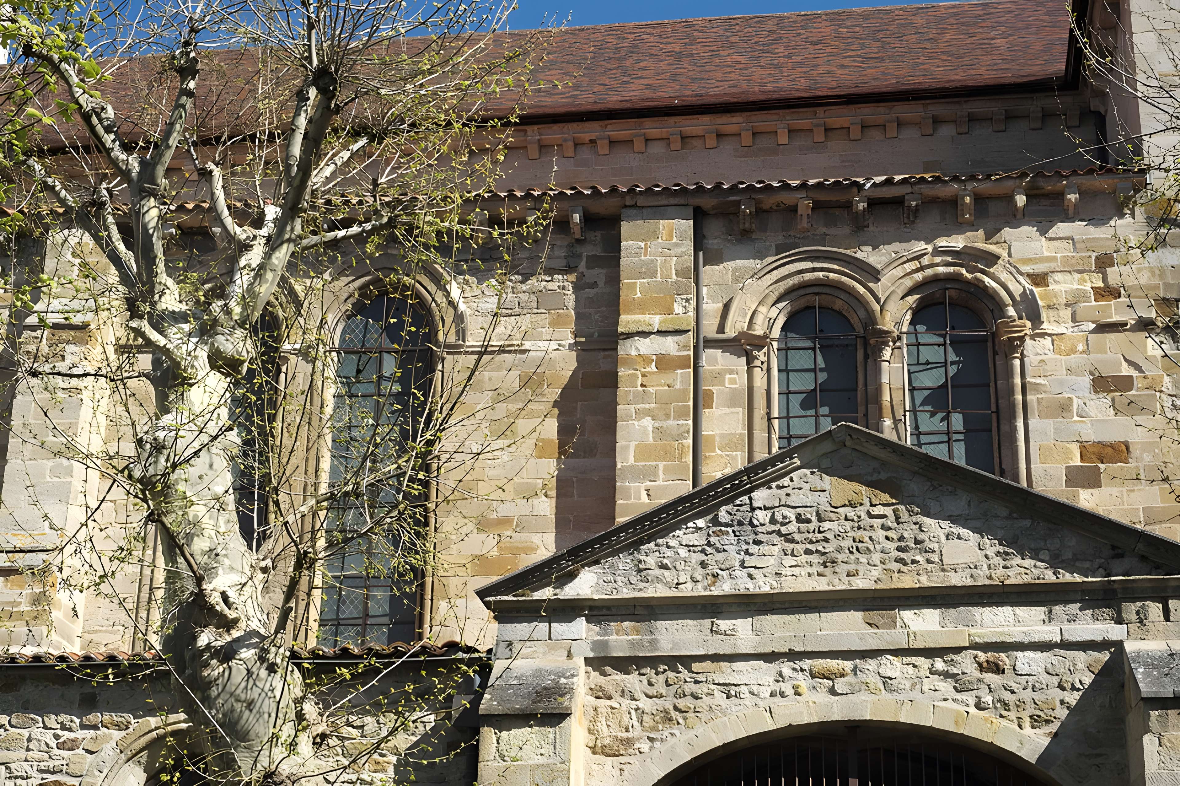 Collégiale Saint-Cerneuf de Billom