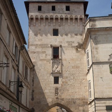 Tour de lHorloge de Saint-Jean-dAngély