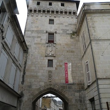 Tour de lHorloge de Saint-Jean-dAngély