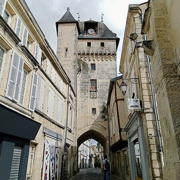 Tour de lHorloge de Saint-Jean-dAngély