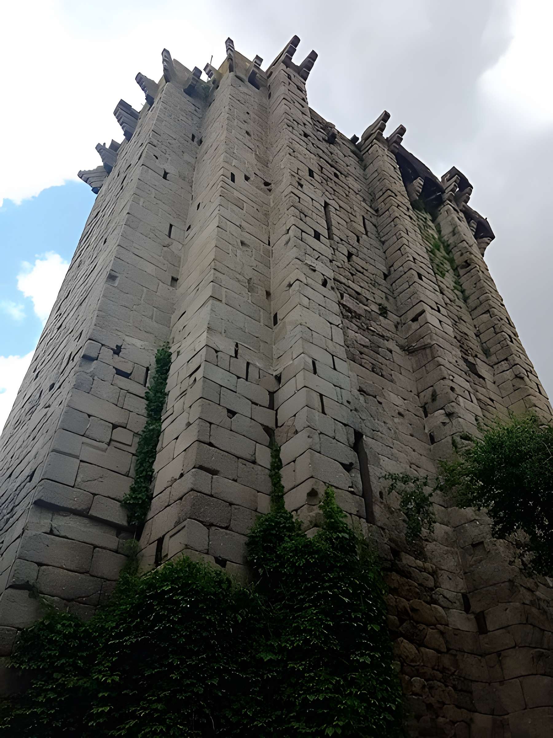 Tour des Anglais de Saugues